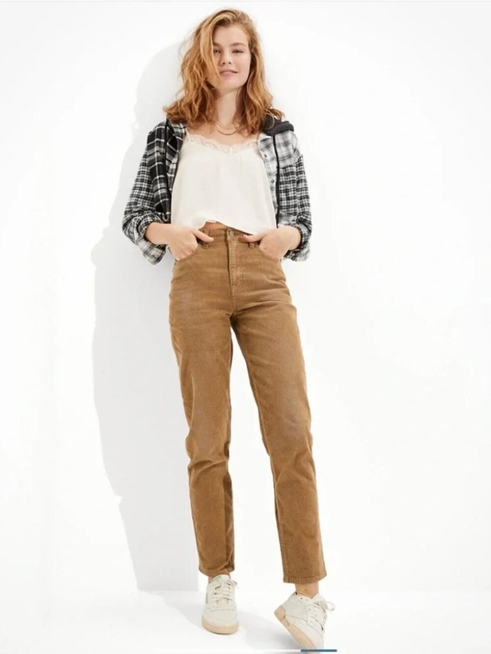 American Eagle Mom Straight Stretch Corduroy Pants Size 2 Brown Tan